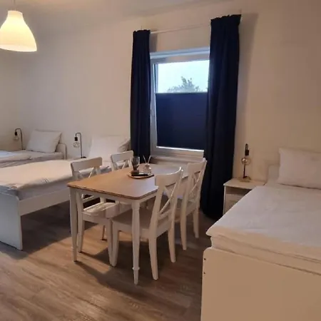 Hostel Dreibettzimmer 